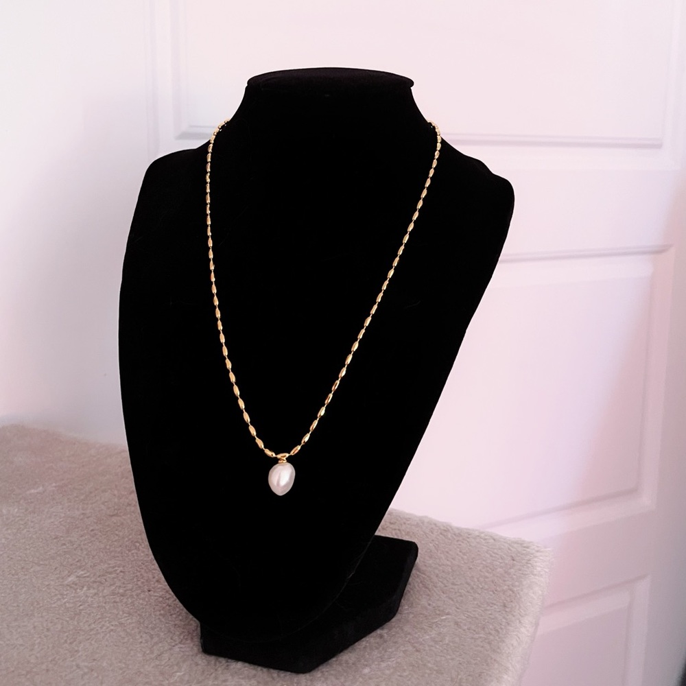 ✨18K Gold Plated Baroque Natural Pearl Necklace - Picture 2 of 4